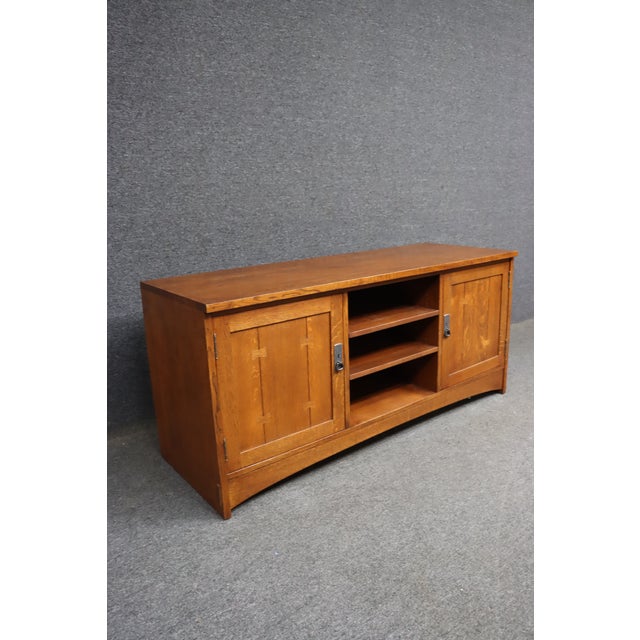 Mission Stickley Mission Oak 62" Tv Media Console Cabinet For Sale - Image 3 of 18