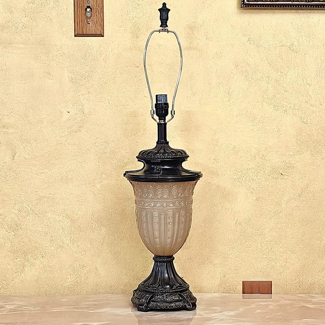 Vintage Neoclassical Urn Table Lamp With Frosted Glass & Dual Night Light For Sale In Washington DC - Image 6 of 18
