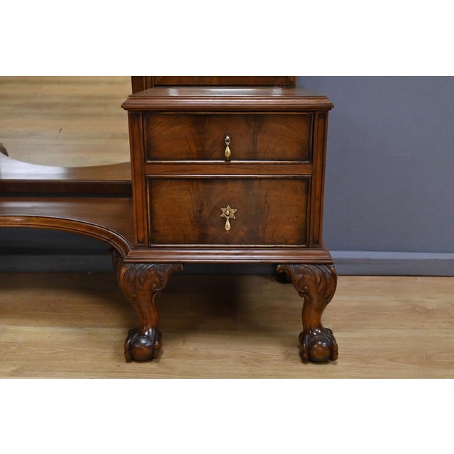 Chippendale Style Walnut Dressing Table, England, 1930s For Sale - Image 6 of 17