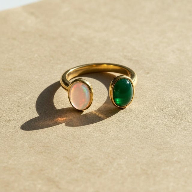Toi et Moi Gemstone Ring: White Opal and Green Onyx. Perfect "You n I" Gold Birthmonth gemstones ring. Metal: 925 silver +...