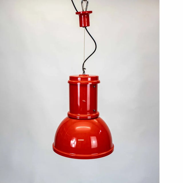 Fontana Arte Industrial Red Lamp by Roberto Menghi for Fontana Arte, 1970s For Sale - Image 4 of 13
