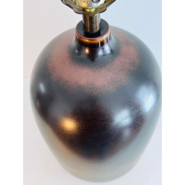 Lotte and Gunnar Bostlund Vintage 1970s Lotte & Gunnar Bostlund Large Brown Ceramic Table Lamp For Sale - Image 4 of 8