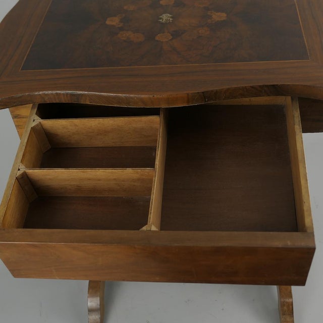 Biedermeier Walnut Side Table with Marquetry, Southern Germany, 1840 For Sale - Image 6 of 11