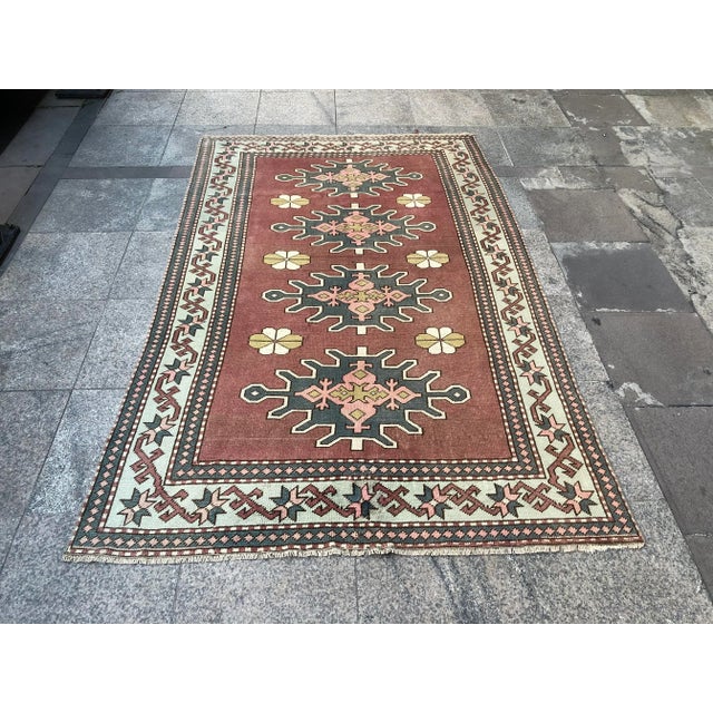 1960s Vintage Brown Rug- 4′5″ × 6′10″ For Sale - Image 11 of 11