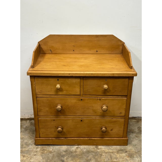 English 19th Century English Pine Chest of Drawers With Galleried Back For Sale - Image 3 of 7