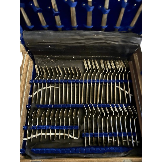 Mid-Century Modern Vintage Tony’s Gems Stainless Steel 134 Pieces 12 Person Flatware Set For Sale - Image 3 of 12