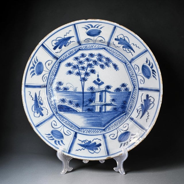 18th Century Blue and White Faience Charger in the style of Delft Kraak, Netherlands For Sale - Image 13 of 13