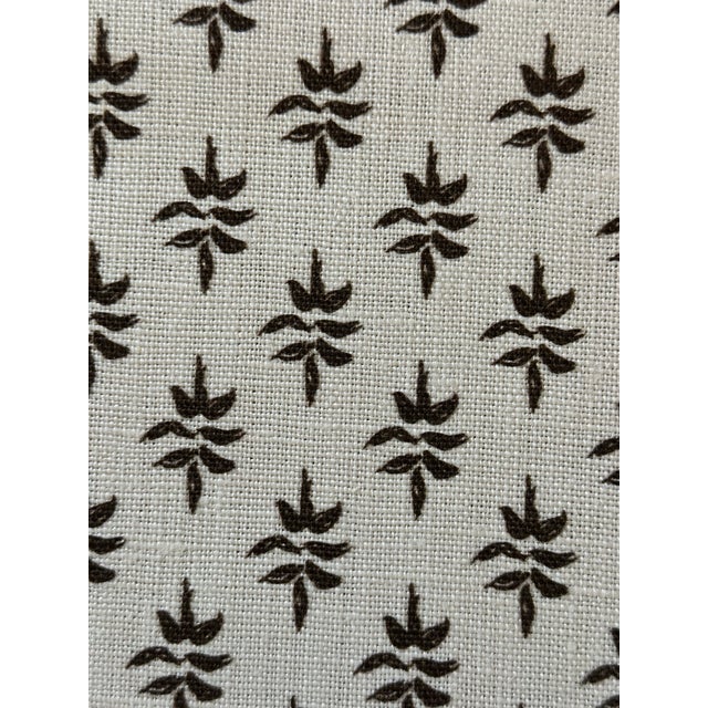 Traditional Marika Meyer Laurel Leaf / 03 Made Of: 100% Oyster Linen Fabric 2 1/4 Yards For Sale - Image 3 of 5