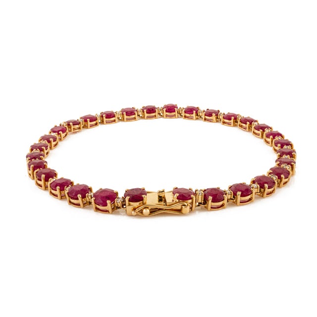 Not Yet Made - Made To Order Handcrafted 12.99Ct Round Cut Ruby & Diamond Tennis Bracelet in 18k Gold For Sale - Image 5 of 13