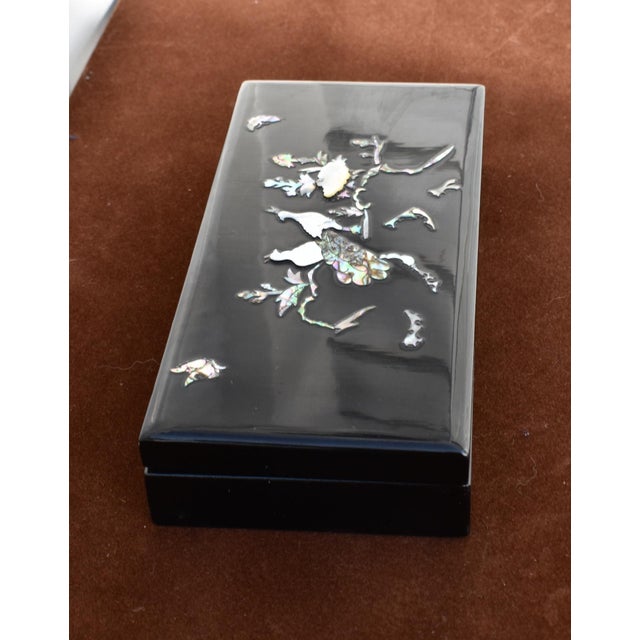 Chinese Black Lacquer Box Mother of Pearl Abalone Shell Inlay Peacock Butterfly For Sale - Image 9 of 15