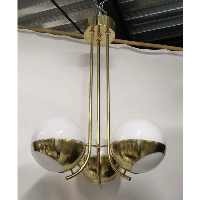 Round Murano Glass and Brass Chandelier, 2000s For Sale - Image 9 of 10