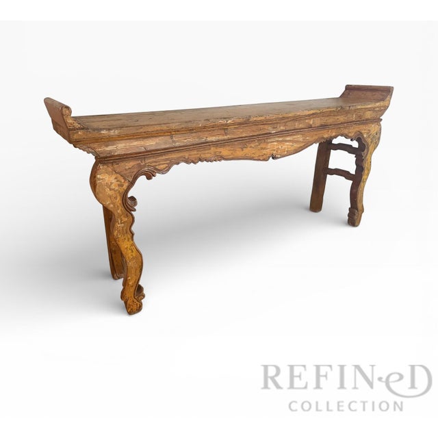 Mid-20th Century Chinese Altar Console Table With Distressed Lacquer Patina For Sale - Image 4 of 14