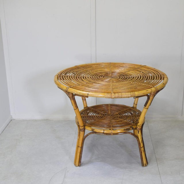 1960s Vintage Round Two-Tier Coffee Table in Bamboo and Rattan by Tito Agnoli, Italy, 1960s For Sale - Image 5 of 9