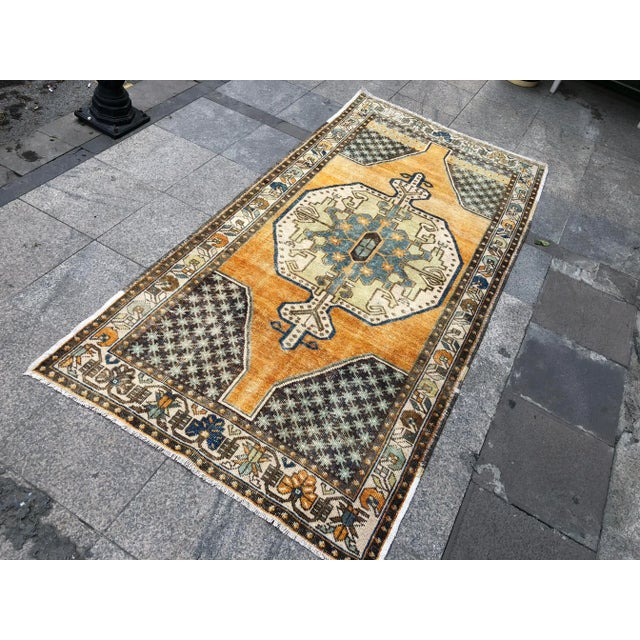Turkish Turkish Vintage Oushak Floor Rug - 3′11″ × 8′1″ For Sale - Image 3 of 12