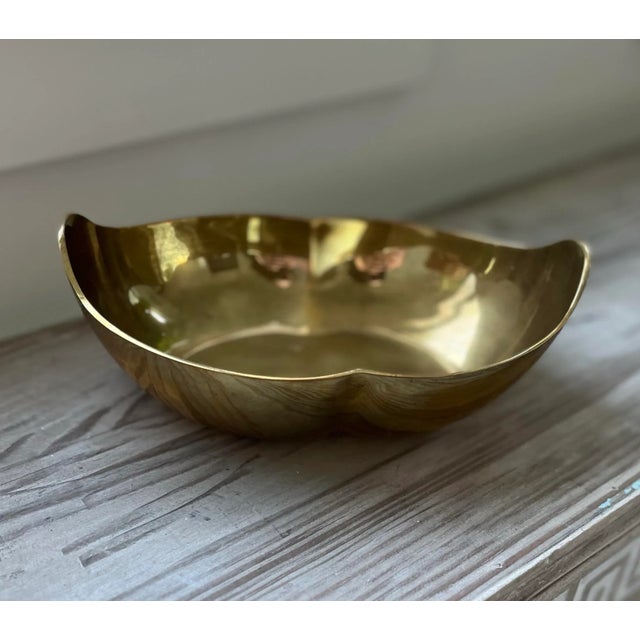 Boho Chic 1960s Polished Brass Bowl For Sale - Image 3 of 9