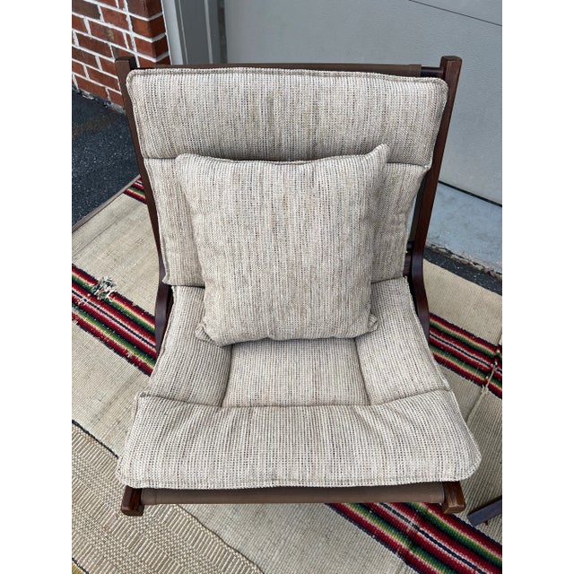 1970s A Vintage Pair of Scandinavian Modern “Uno” Folding Lounge Chairs Attributed to Per Leiv Øie for Ekornes For Sale - Image 6 of 12