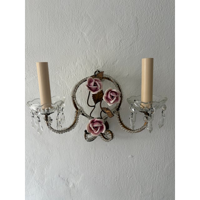 French Beaded Old Vintage Pink Porcelain Roses Flowers Sconces Italian, C 1940 For Sale - Image 4 of 8