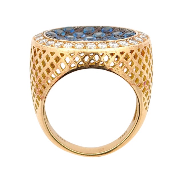 Vintage 18k Oval Sapphire and Diamond Cluster Ring, Size 7 For Sale - Image 9 of 13