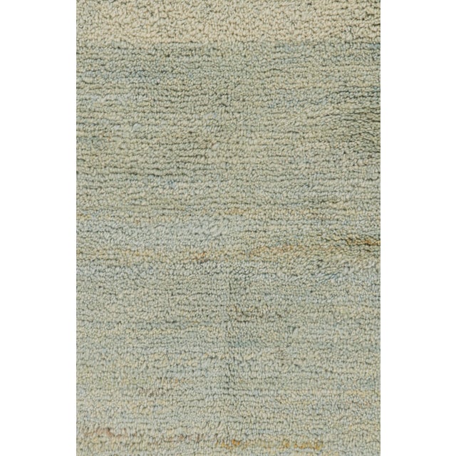 Handwoven in wool, a 6x8 piece is from a bold new line of contemporary rugs by Rug & Kilim. Further On the Design: This...