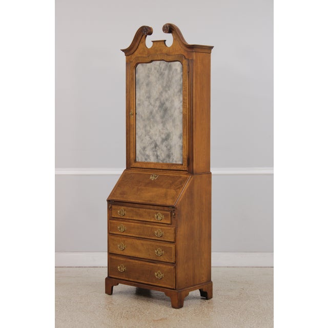 English Baker George II Walnut Secretary Desk For Sale - Image 3 of 17