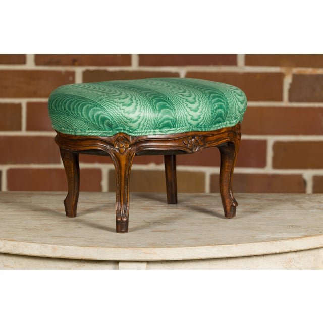 Brown French Louis XV Style 19th Century Wooden Footstool with Carved Cabriole Legs For Sale - Image 8 of 12