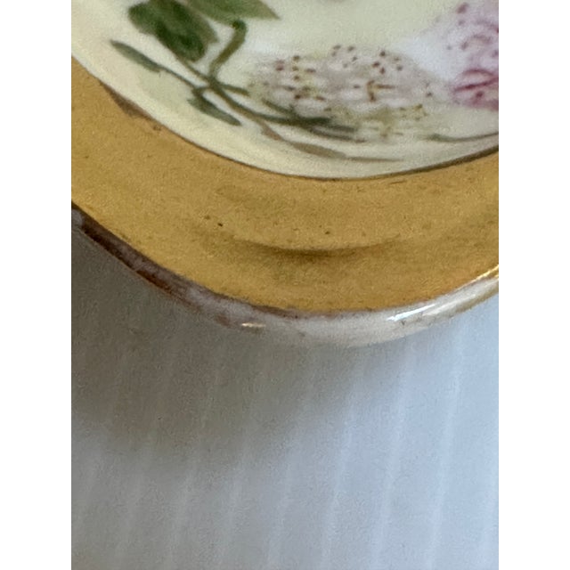 Antique 1880s Limoges France Cottage Bon Bon Basket With Handle, Hand-Painted Floral Design With Heavy Gold Trim For Sale - Image 10 of 17