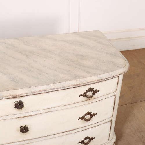 French Bow Front Chest of Drawers For Sale - Image 10 of 12