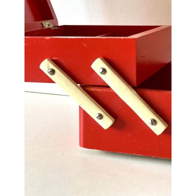 Vintage Sewing Box, 1960 For Sale - Image 5 of 16