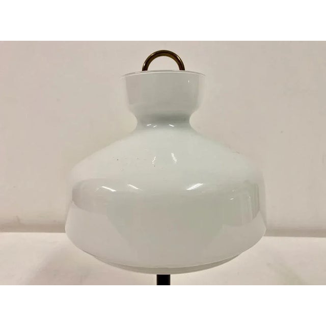 Italian White Glass and Brass Table Lamp, 1950s For Sale - Image 4 of 9
