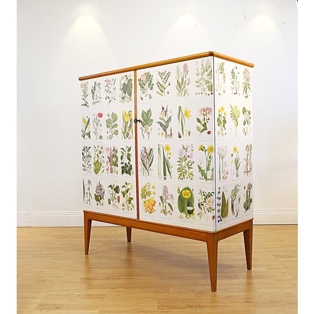 Vintage Swedish Cabinet by Cam Lindman for Nordens Flora, 1940s For Sale - Image 3 of 11