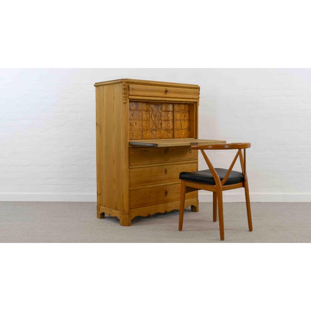 Antique Biedermeier Secretary in Softwood and Burlwood, 19th Century For Sale - Image 17 of 18