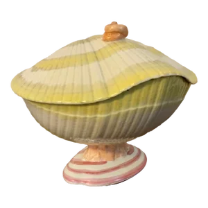 Antique Early 19th Century Wedgwood Creamware Pearlware Nautilus Sea Shell Sauce Tureen or Box