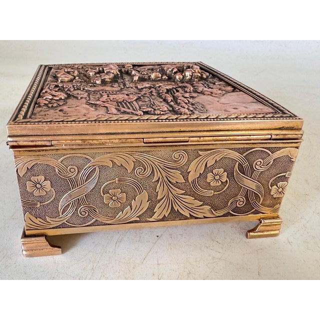 Decorative Jewelry Box in Silver and Gold Coloured Metal, France, 20th Century For Sale - Image 4 of 17