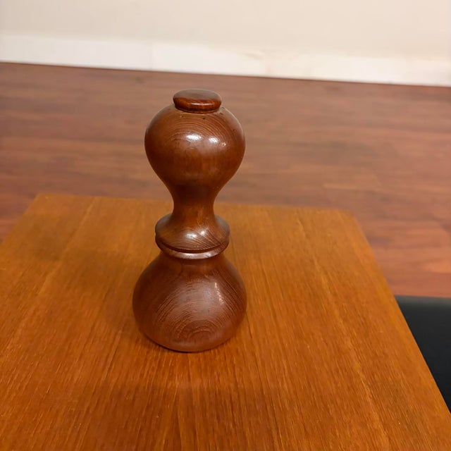 Jens Quistgaard for Dansk teak salt and pepper mill. Gorgeous teak, great lines and curves, classic Dansk Designs Ltd,...
