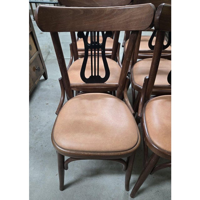 Brown Vintage Bentwood Chairs with Black Lyre-Shaped Backrest, 1930s, Set of 6 For Sale - Image 8 of 10