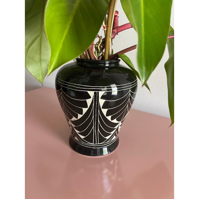 Curras Brothers Vase Signed 1996 Black & White Hand-Carved Art Pottery For Sale In West Palm - Image 6 of 9