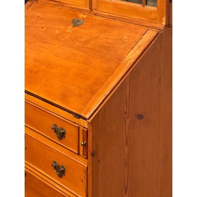19th Century English Pine Secretary Bookcase For Sale - Image 17 of 18