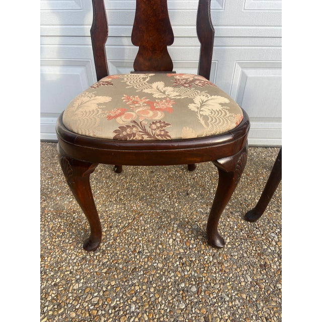 Antique 19th Century Burled Wood Queen Anne Balloon-Seated Side Chairs With Shell Motif, a Pair For Sale - Image 9 of 10