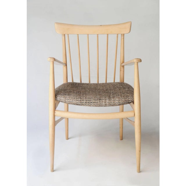 1950s Mid-Century Modern Beige Beechwood Armchair, United States, 1950 For Sale - Image 5 of 7