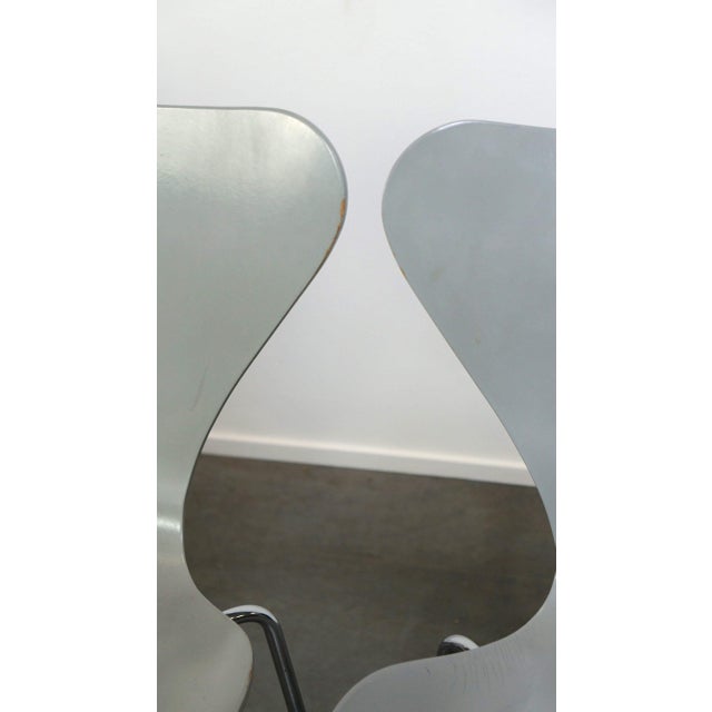 Danish Grey Butterfly Chairs from Fritz Hansen, 1984, Set of 4 For Sale - Image 11 of 14