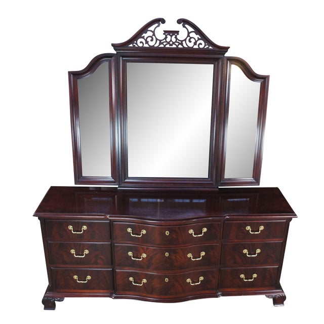 Vintage Thomasville 18th century collection Georgian Style flame mahogany nine drawer bow front dresser with trifold...