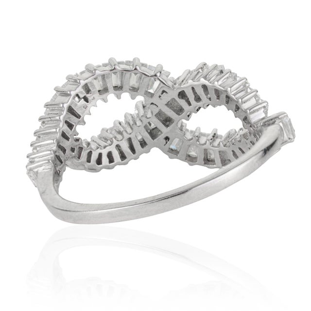 Metal Contemporary 2.86 Ct Moissanite Infinity Ring in 925 Sterling Silver - Wedding Gift, Size 8 For Sale - Image 7 of 15