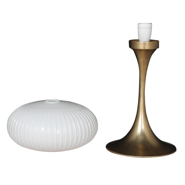 1980s Brass Tulip Base Table Lamps With Opalescent Ribbed Art Glass Shade - a Pair For Sale - Image 4 of 7