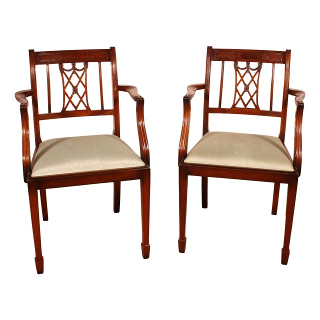 Mahogany Armchairs in the style of Hepplewhite, 1890s, Set of 2 For Sale