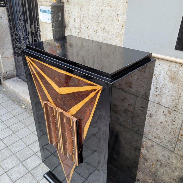 Bar Cabinet in Lacquered Wood and Marquetry, 1930s For Sale - Image 9 of 18