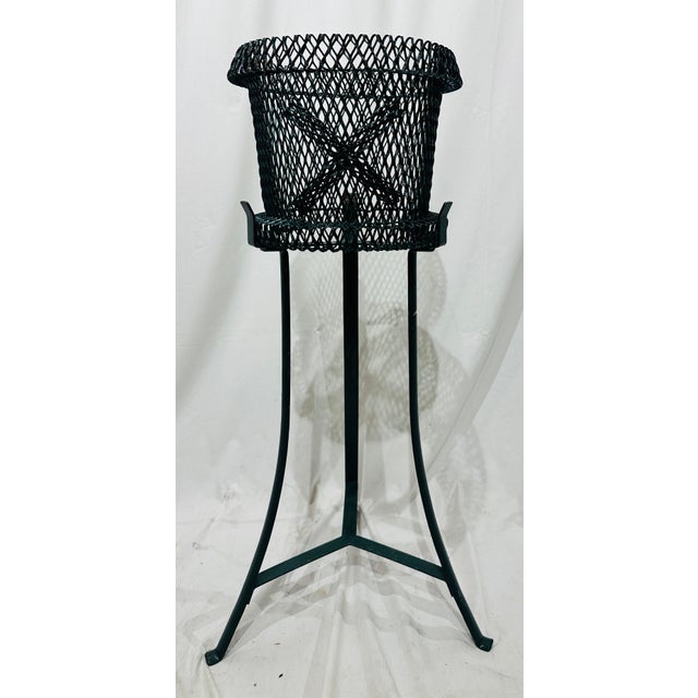 1950s Mid Century French Style Green Metal Mesh Planter & Tripod Plant Stand, in the Manner of Mathieu Matégot, C. 1950s For Sale - Image 5 of 12