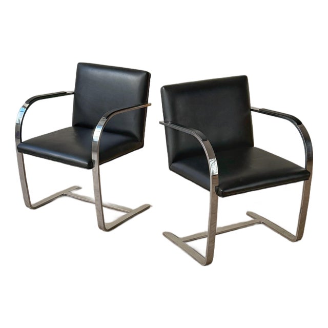 Flat Bar Brno Chairs by Ludwig Mies Van Der Rohe for Knoll, a Pair For Sale