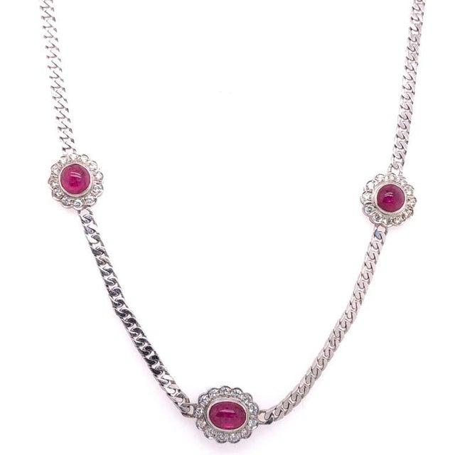 Modern 14 Karat White Gold Figaro Amethyst and Diamond Station Necklace For Sale - Image 3 of 12