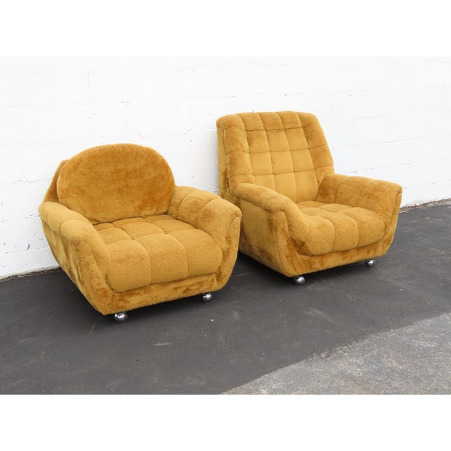 Mid Century Modern Lounge Chairs a Set of Two 6388 For Sale - Image 4 of 16