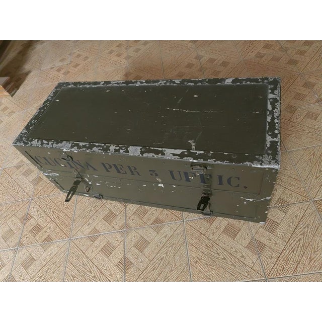 Military Box of the First World War, in Metal, for the Provision of 3 Officers with All Its Accessories, 1890s, Set of 15 For Sale - Image 11 of 18